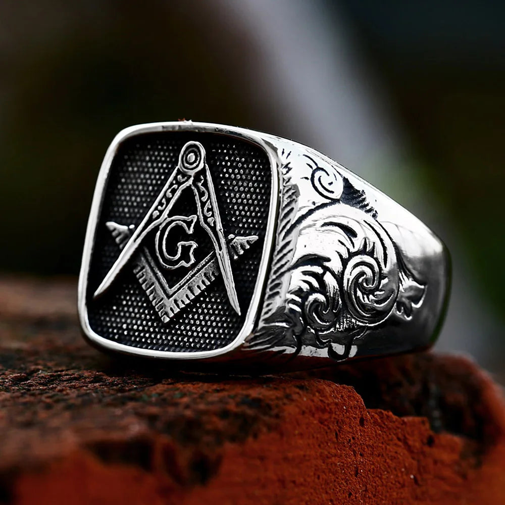 Master Mason Blue Lodge Ring - Stainless Steel Square & Compass G with Motifs - Bricks Masons