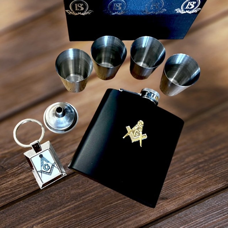 Master Mason Blue Lodge Flask - 7 Piece Luxury Gift Set with Gold Emblem - Bricks Masons