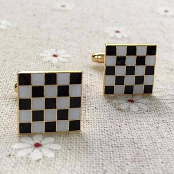 Masonic Cufflink - Black & White Checkered - Bricks Masons