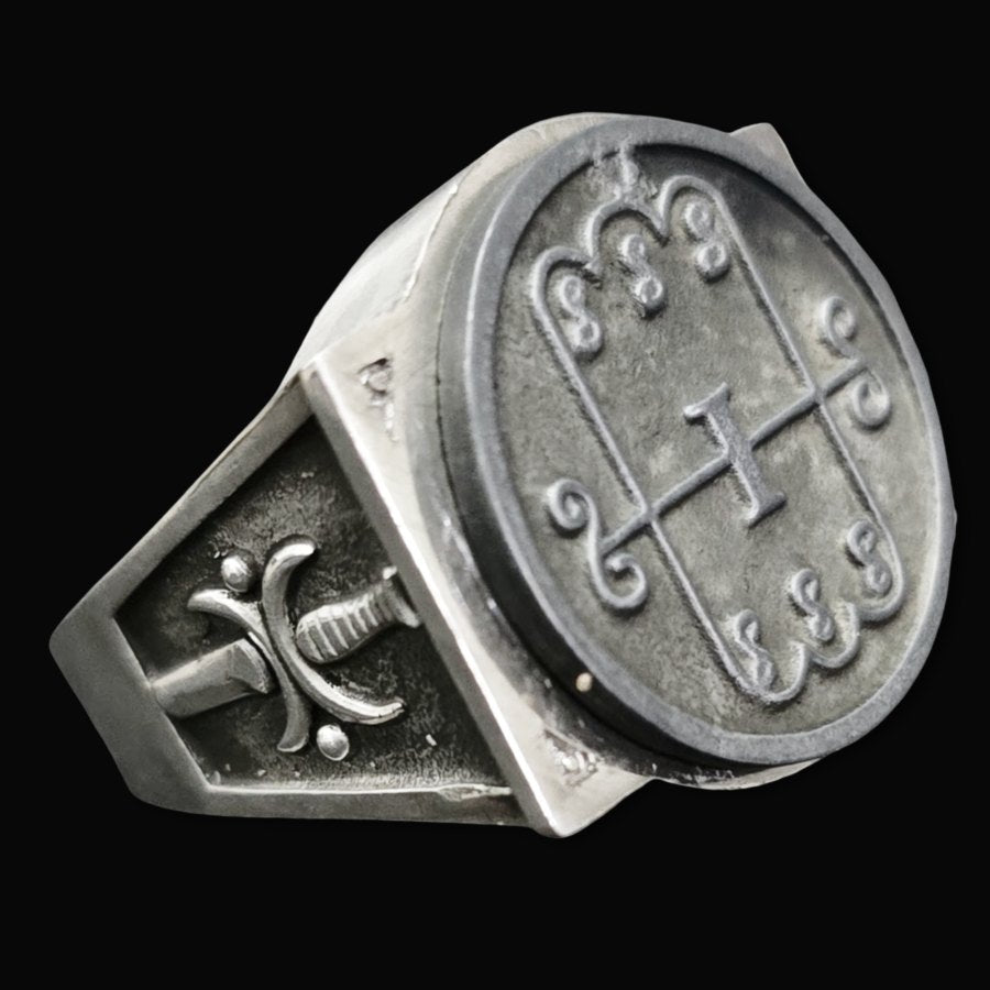 Demon Ring 8 Duke Barbatos 72 Demons Lesser Key of Solomon Goetia In Silver 2.2 cm x 1.8 cm 18 Gr Art 1786 - Bricks Masons
