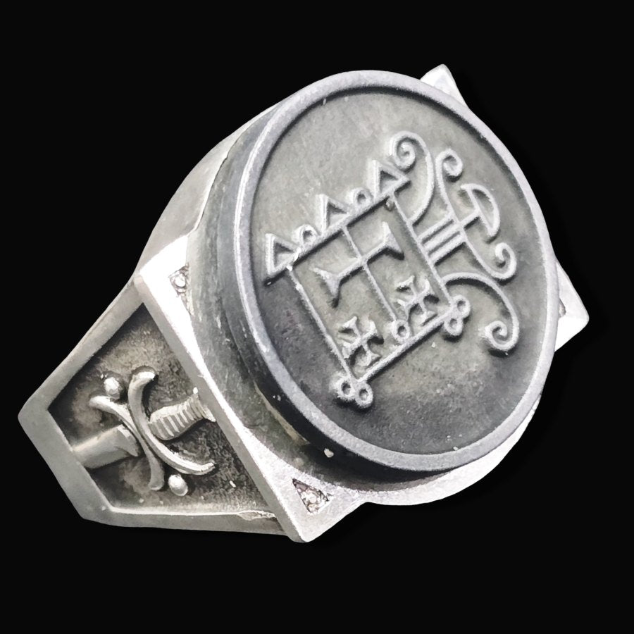Demon Ring 55 PRINCE OROBAS 72 Demons Lesser Key of Solomon Goetia In Silver 2.2 cm x 1.8 cm 18 Gr Art 1833 - Bricks Masons