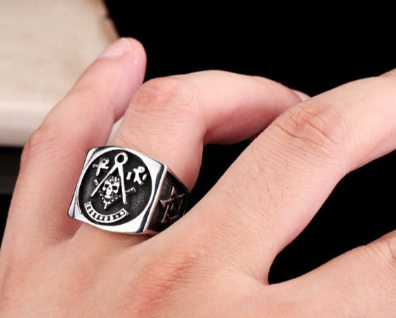 Past Master Blue Lodge Ring - Silver In Stainless Steel - Bricks Masons