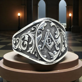 Small Masonic Ring Ideal for Women 1.2 x 0.7 cm Art 79 - Bricks Masons