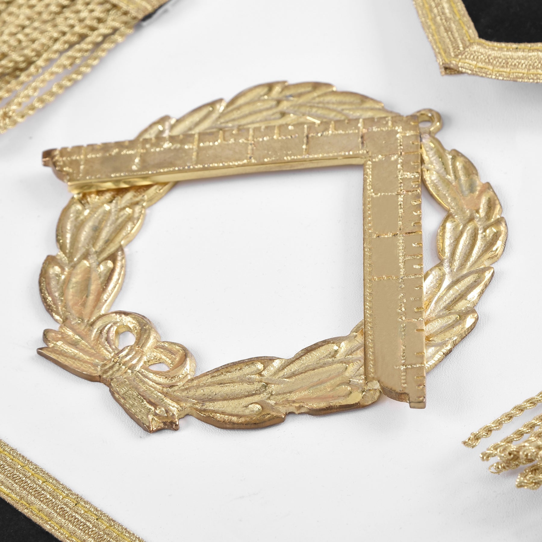 Grand Master Blue Lodge Apron - Royal Blue Velvet With Gold Metal Badge - Bricks Masons