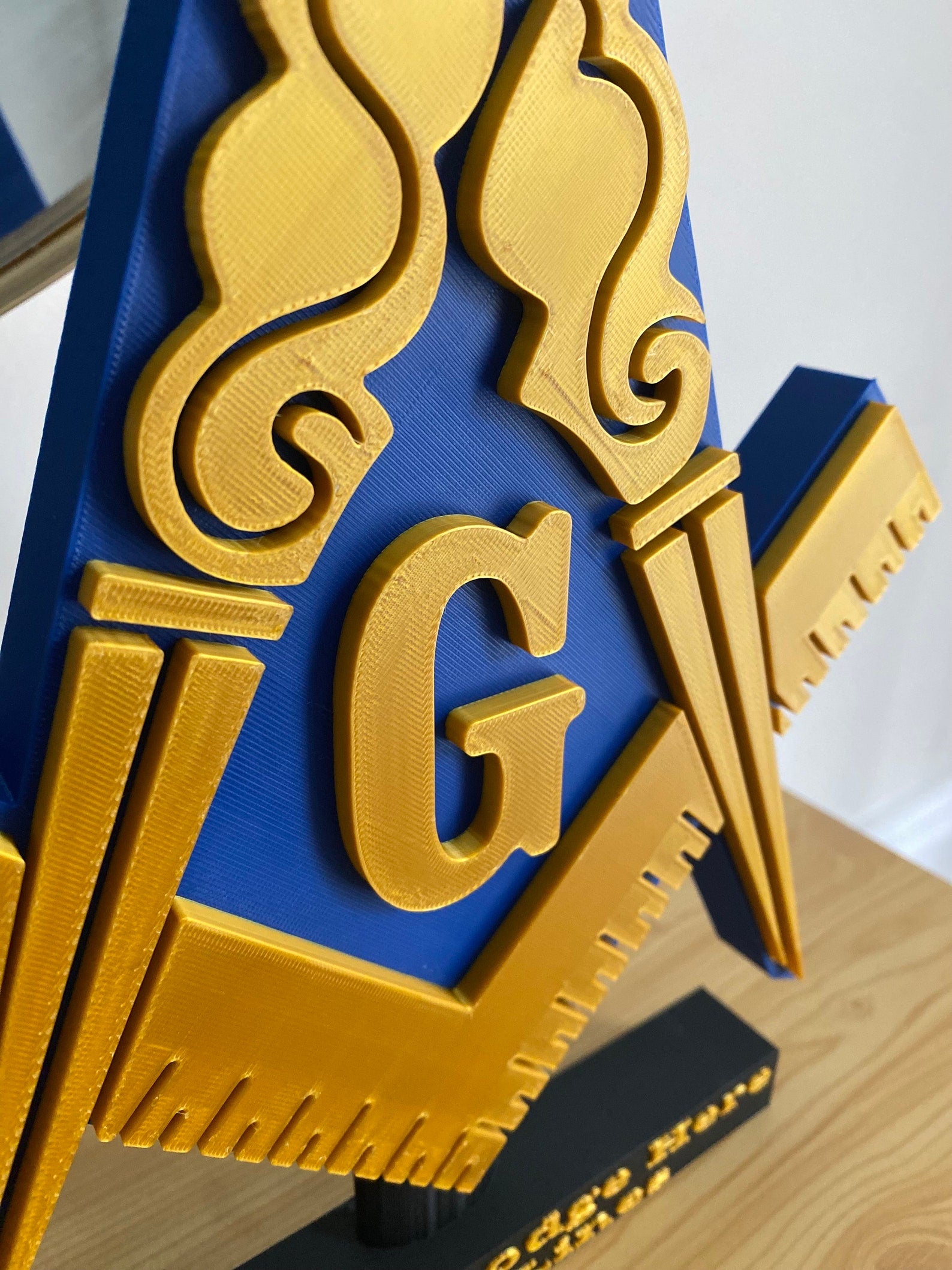 Master Mason Blue Lodge Desk Sign - Personalizable 11” 3D Freemasonry Masonic Crest