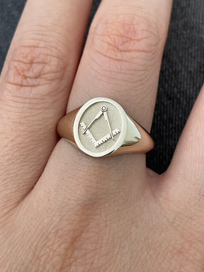 Master Mason Blue Lodge Ring - 10K to 18k Gold - Bricks Masons