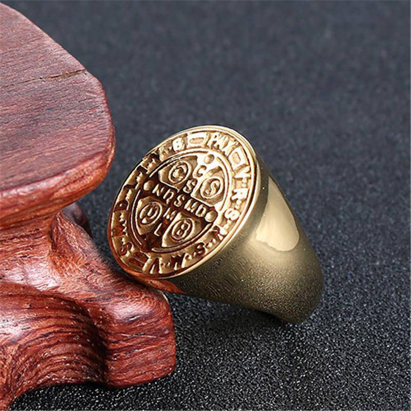 Knights Templar Commandery Ring - Saint Benedict Medal